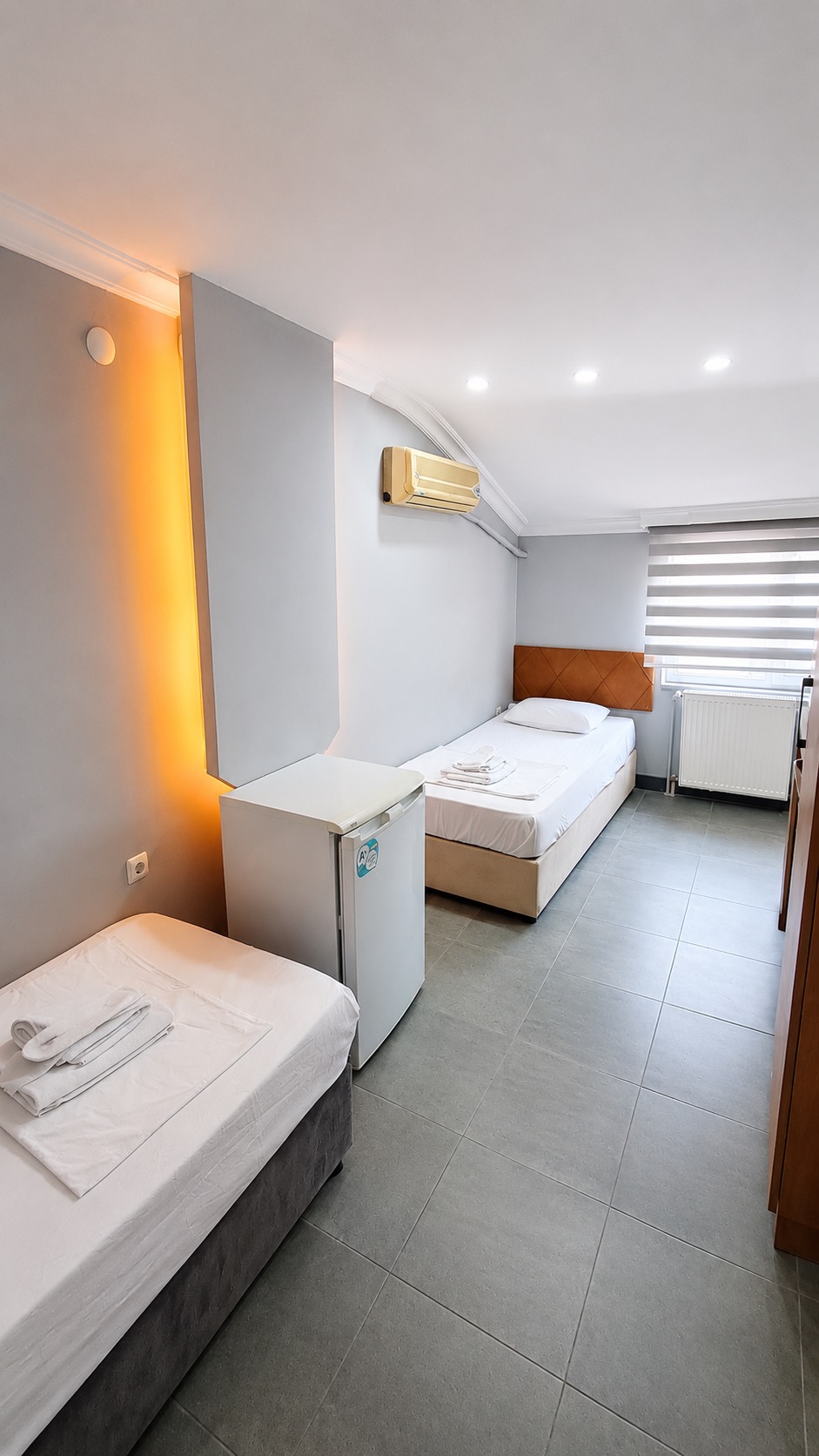 Otel Yaşasın iki ayrı yataklı oda görünümü